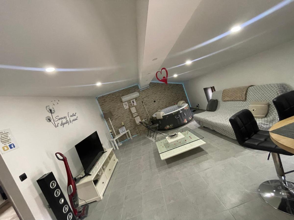 Love'Room Треб Экстерьер фото